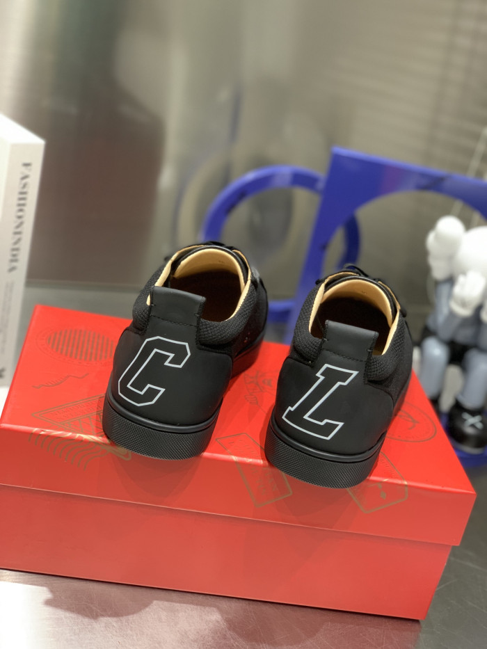 Chr1st1an louboutin l0vis junior spikes