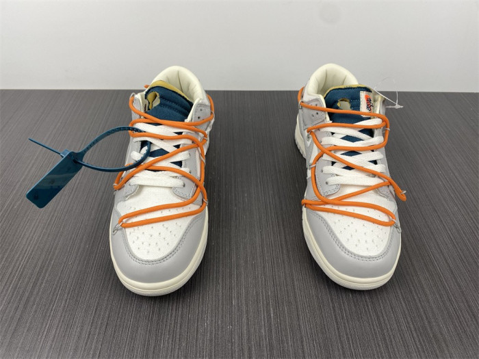 Off-White x Dunk Low ‘Lot 44 of 50’ DM1602-104
