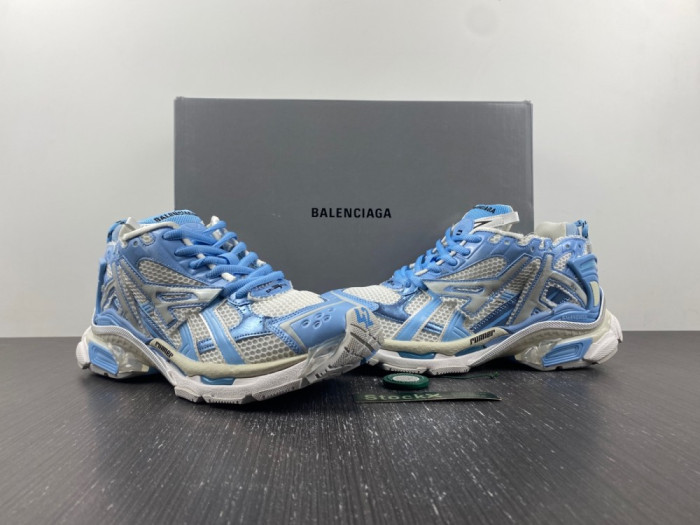 Ba1en*iaga runner sneaker 677403 w3rb2 9744