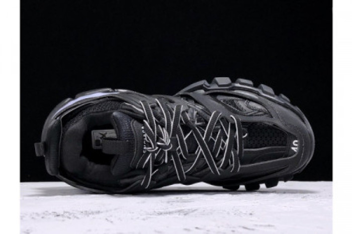Ba1en*iaga sneaker tess.s.gomma black 555036w2gb11000