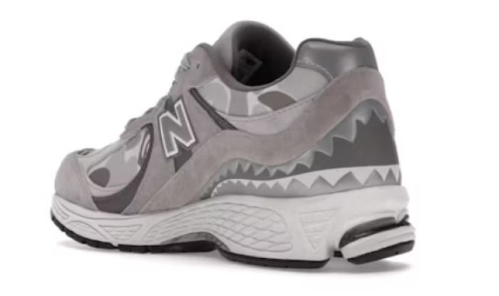new Ba1an*e 2002r bape grey