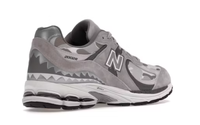new Ba1an*e 2002r bape grey