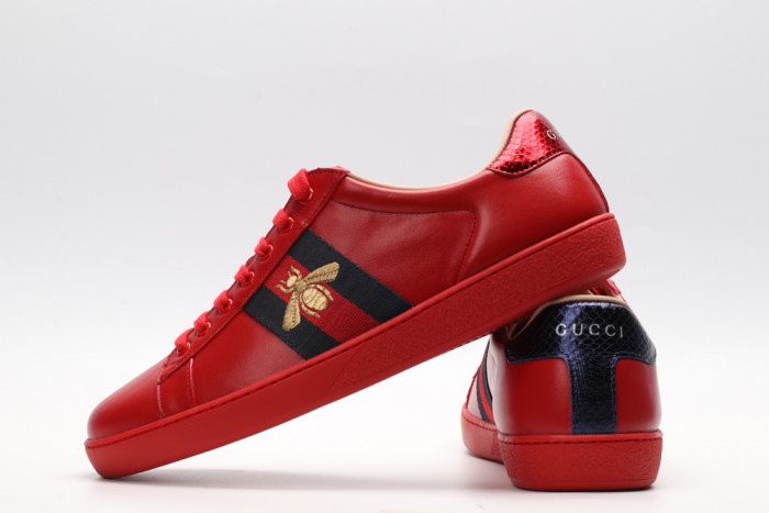 G*u*i low-top sneaker