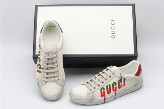 G*u*i ace embroidered low-top sneaker 576137 a38v0 9090