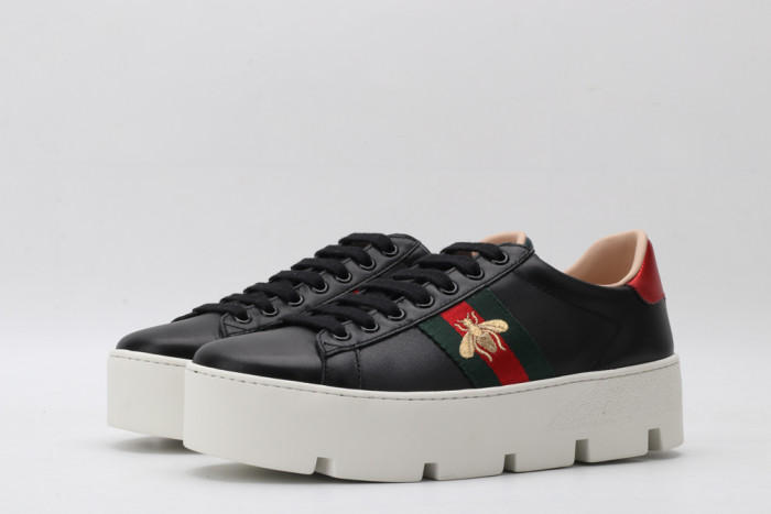 G*u*i low-top sneaker