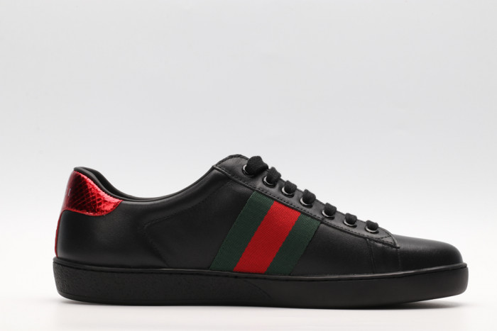 G*u*i low-top sneaker