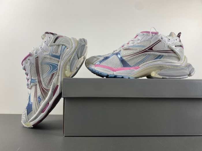 Ba1en*iaga runner panelled sneakers