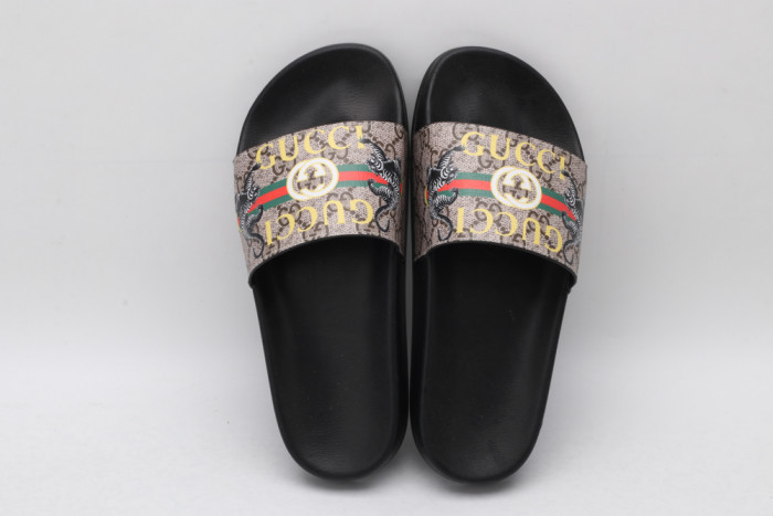 G*u*i slippers