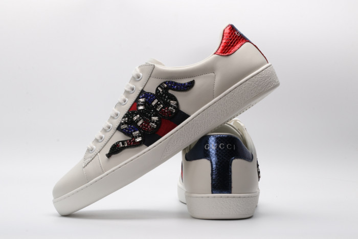 G*u*i low-top sneaker