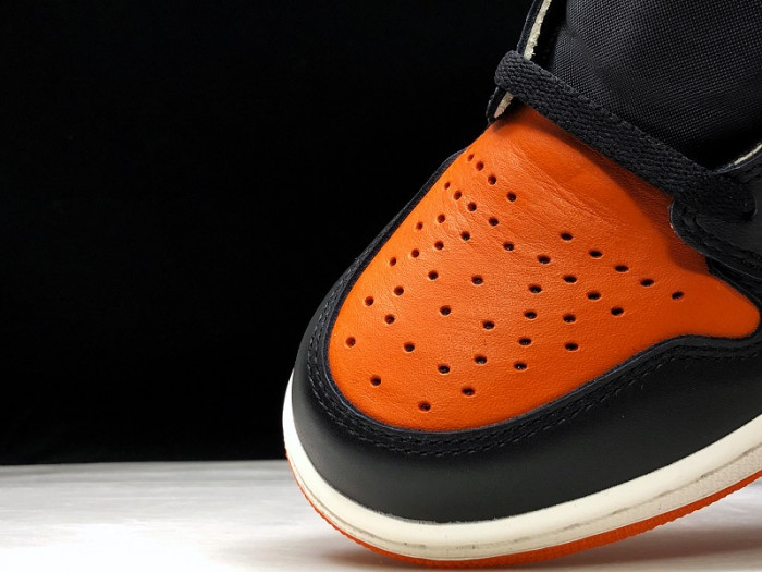 Air Jordan 1 Retro High OG “Shattered Backboard”555088-005