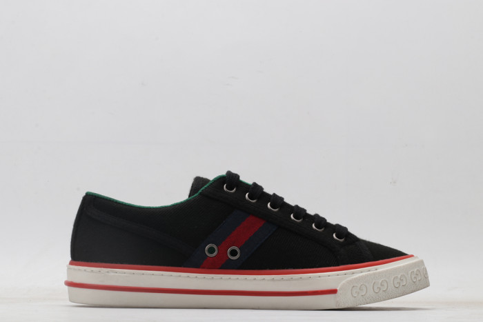 G*u*i low-top sneaker