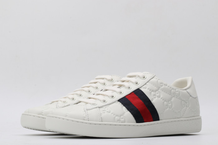 G*u*i low-top sneaker