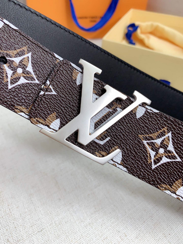 Loui Vuitto Belt-4CM