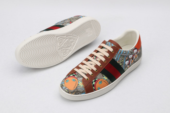 G*u*i low-top sneaker