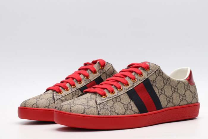 G*u*i low-top sneaker