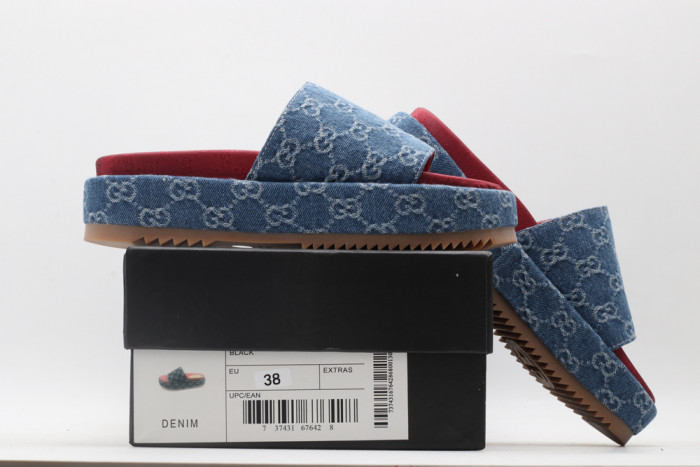G*u*i slippers