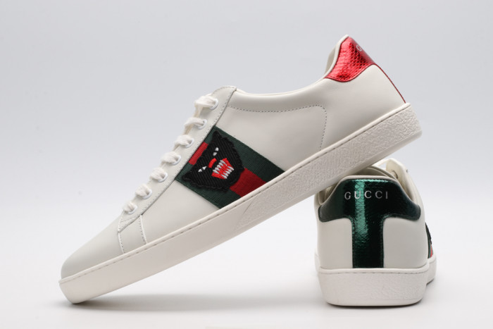 G*u*i low-top sneaker