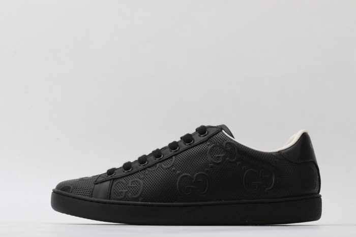 G*u*i low-top sneaker