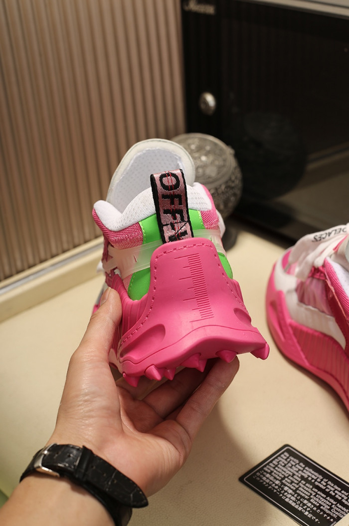 OFF-WHITE C/O ODSY-1000 SNEAKER