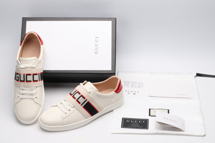 G*u*i low-top sneaker