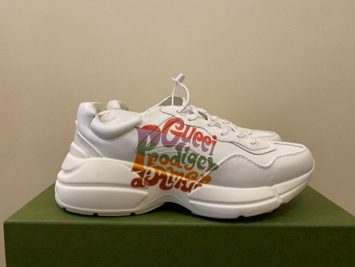 G*u*i sneaker
