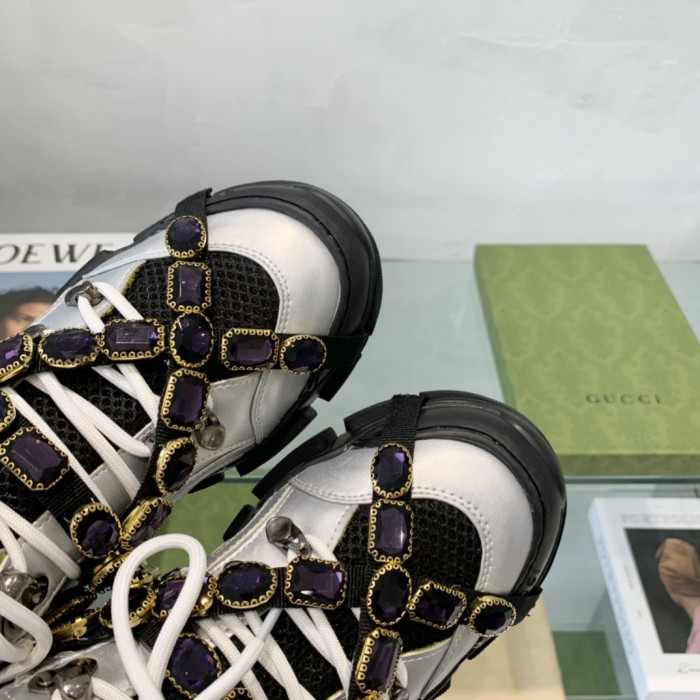 G*u*i sneaker