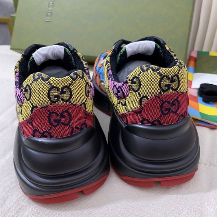 G*u*i sneaker