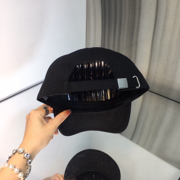 Ch**el1 baseball cap