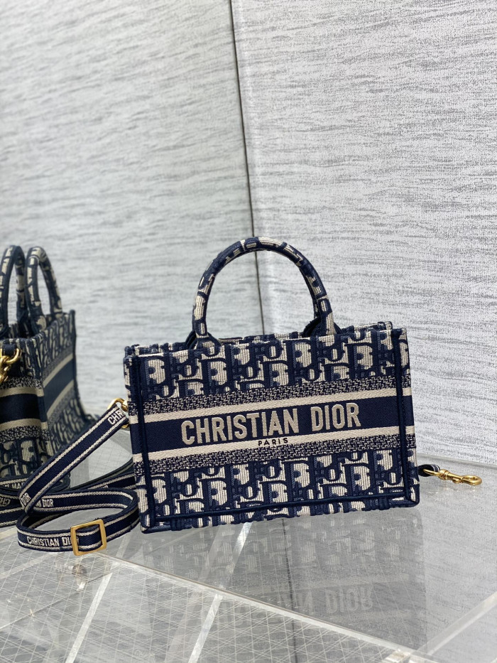D10r bag