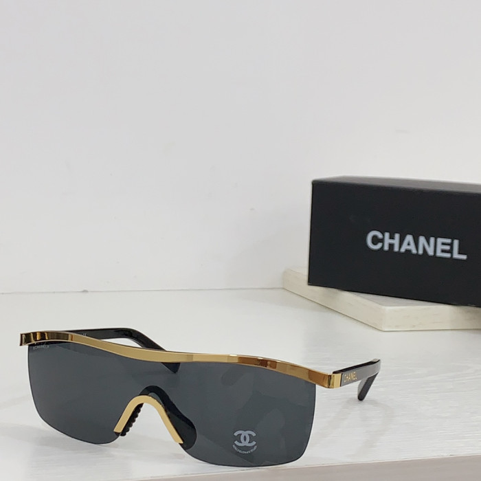 Ch**el glasses