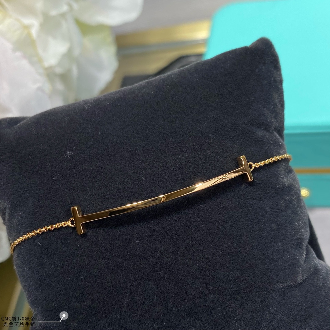 T*f*ny & co. smile smooth pendant bracelet