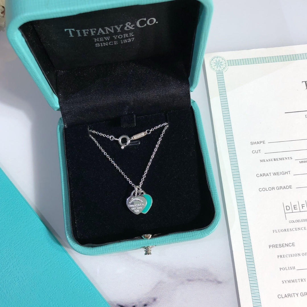T*f*ny & co. blue double heart tag pendant necklace