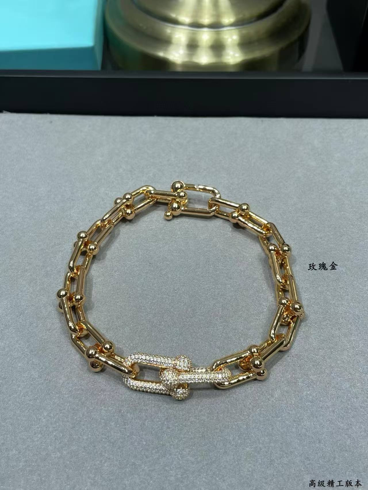 T*f*ny & co. hardwear link bracelet