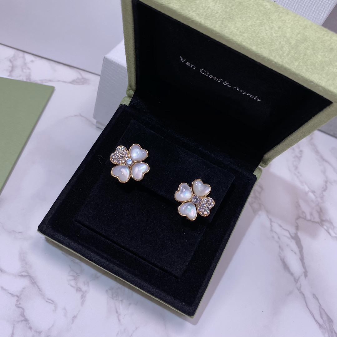 V*n Cl**f & Arpels four-leaf clover earrings