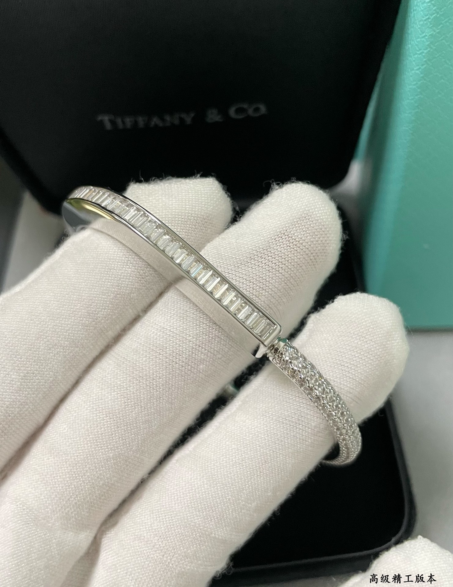 t*f*ny & co. t lock square D1am0nd bracelet