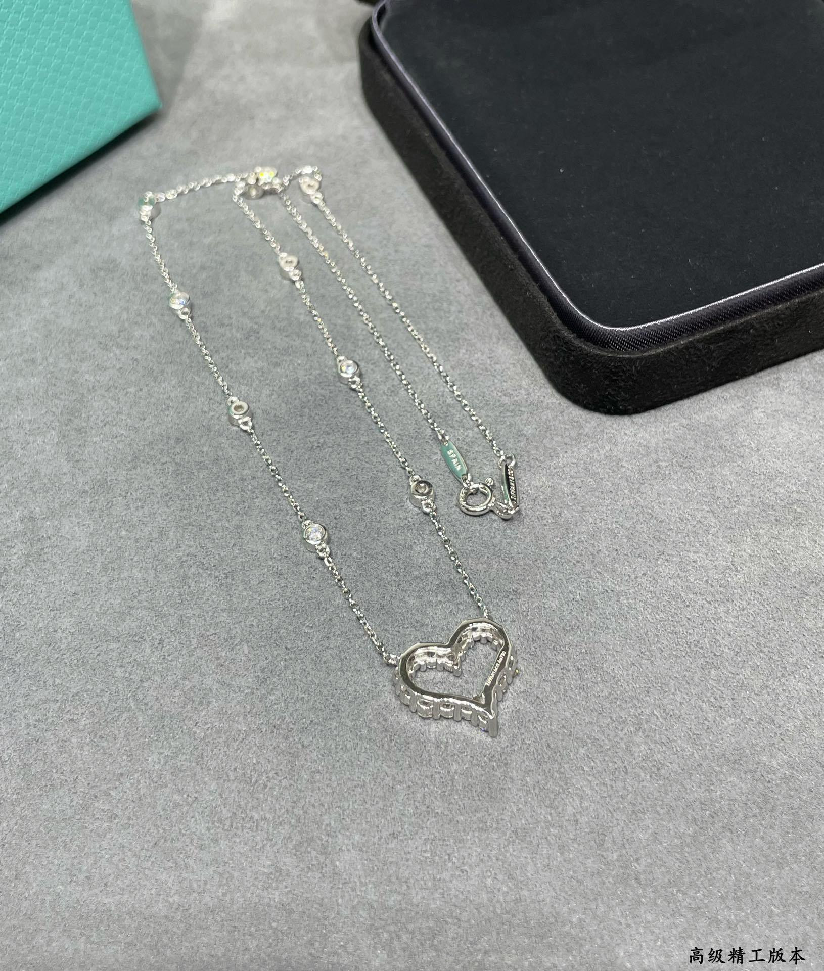 T*f*ny & co. heart pendant necklace