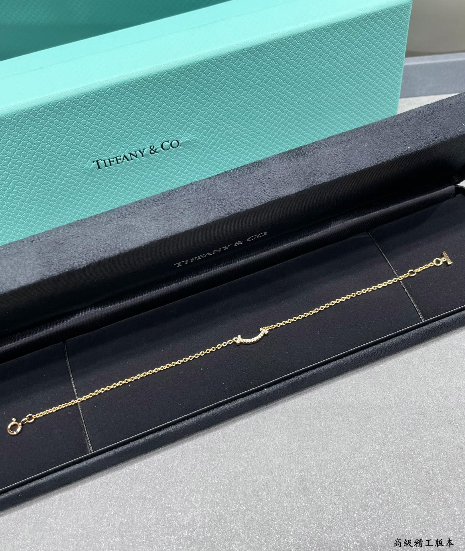 t*f*ny & co. mini smile D1am0nd pendant bracelet