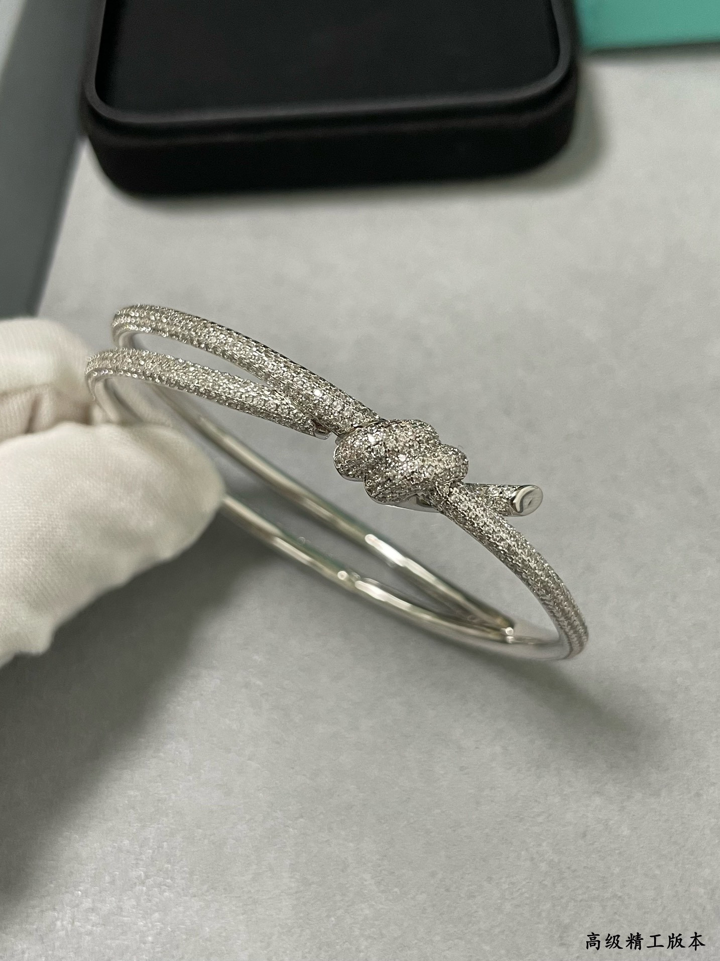 t*f*ny & co. t wire knot full D1am0nd bracelet